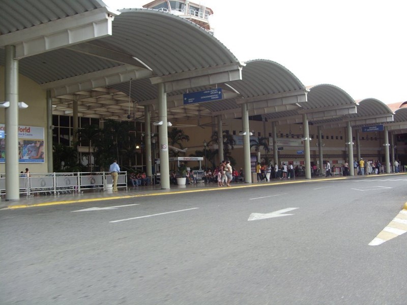 Aeropuerto de Santiago - RD - 03