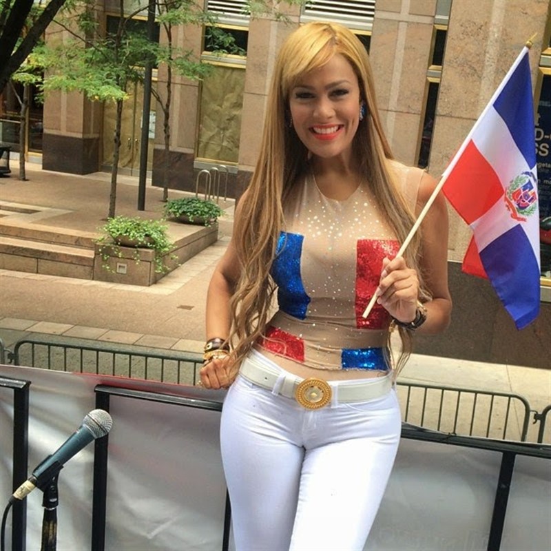 Caroline Aquino - 03