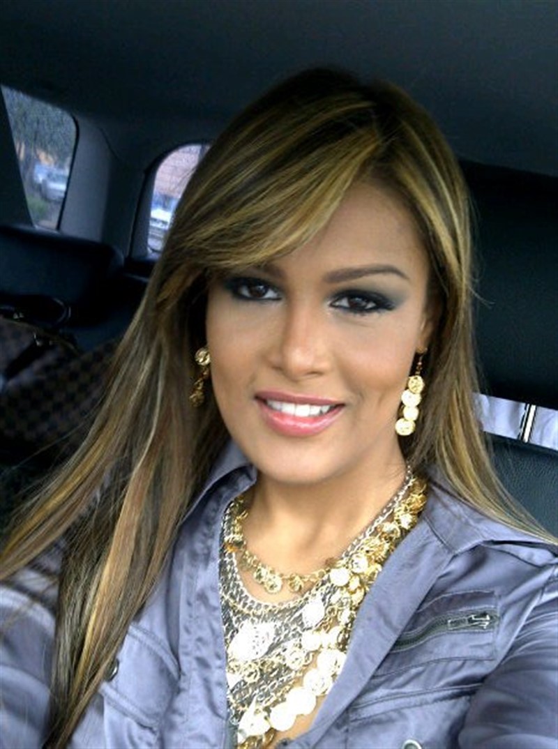 Caroline Aquino - 05