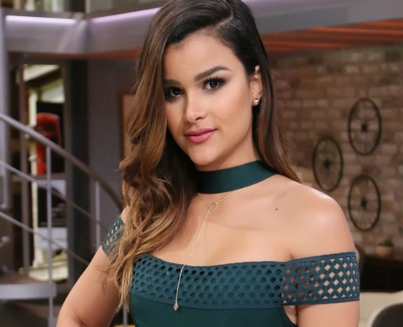 Clarissa Molina - 11