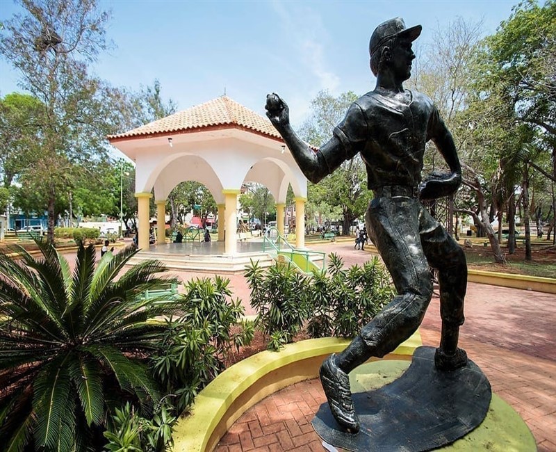 Parque Duarte Santiago-RD - 01
