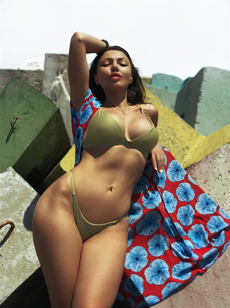 Chicas del Mundo - 1056