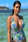 Chicas del Mundo - 878
